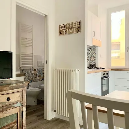 Colosseo Апартаменты Рим